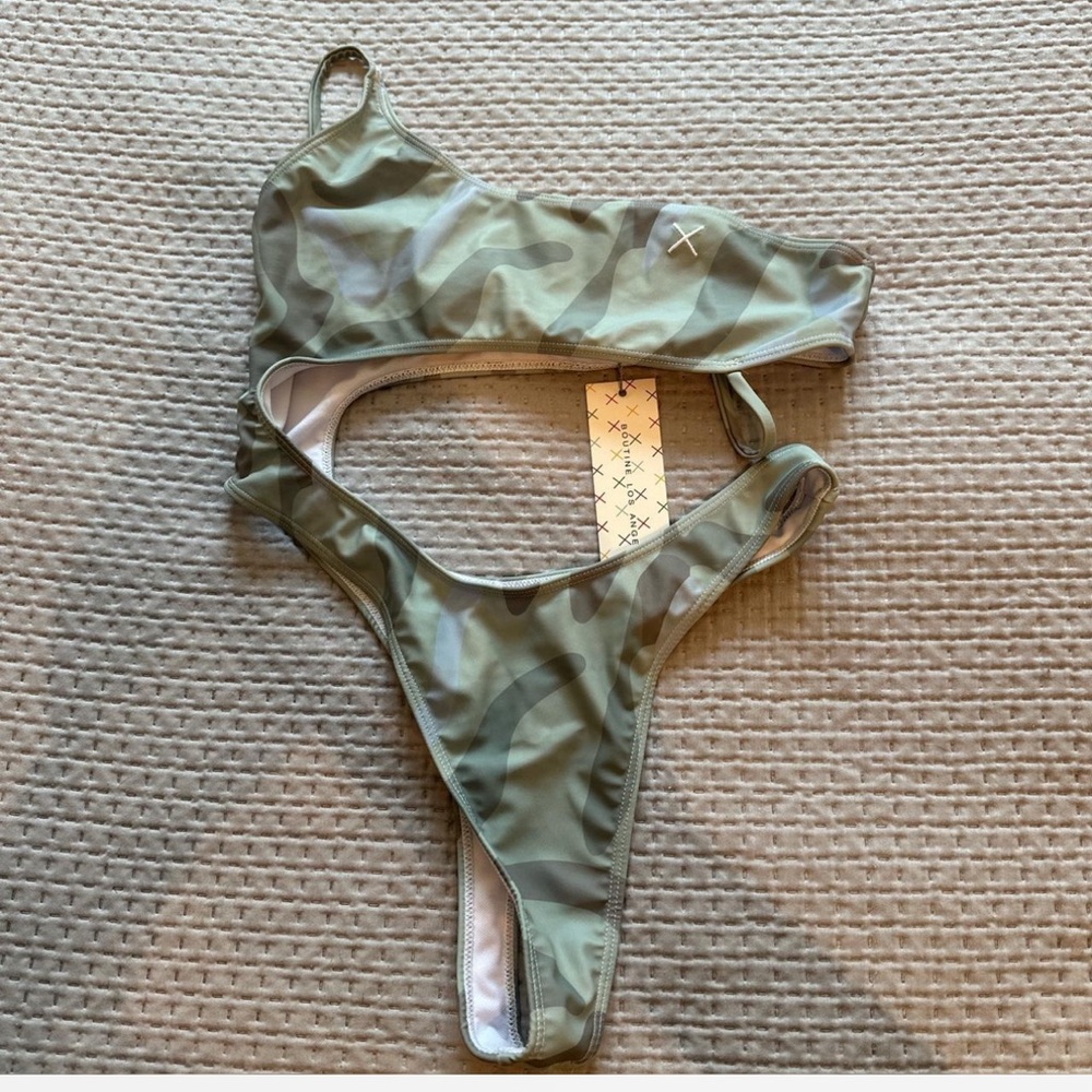 Boutine LA One-Shoulder Green Camo Bikini - Picture 3 of 3